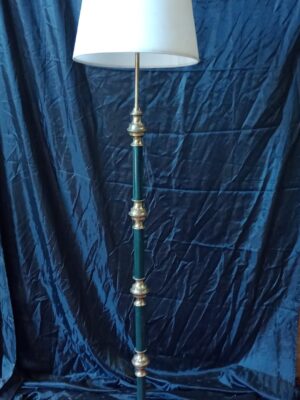 Lámpara de pie de bronce