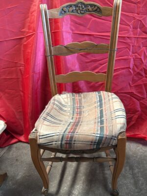 Silla Luis XV Antigua silla francesa Louis XV