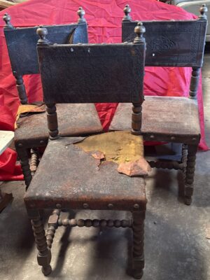 Sillas españolas 3 Sillas de comedor estilo español