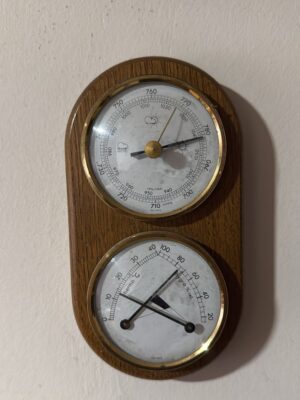 Estación meteorológica analógica