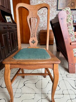 SILLA ANTIGUA