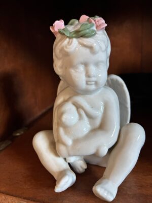 Angelito de porcelana