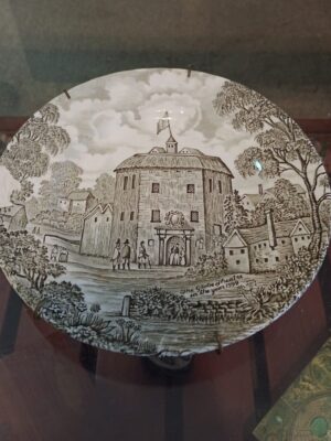 Plato Ridgway JorgeAguaron Plato decorativo