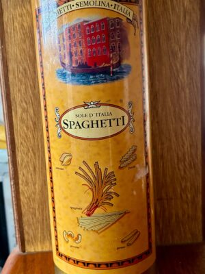 Lata para spaghetti
